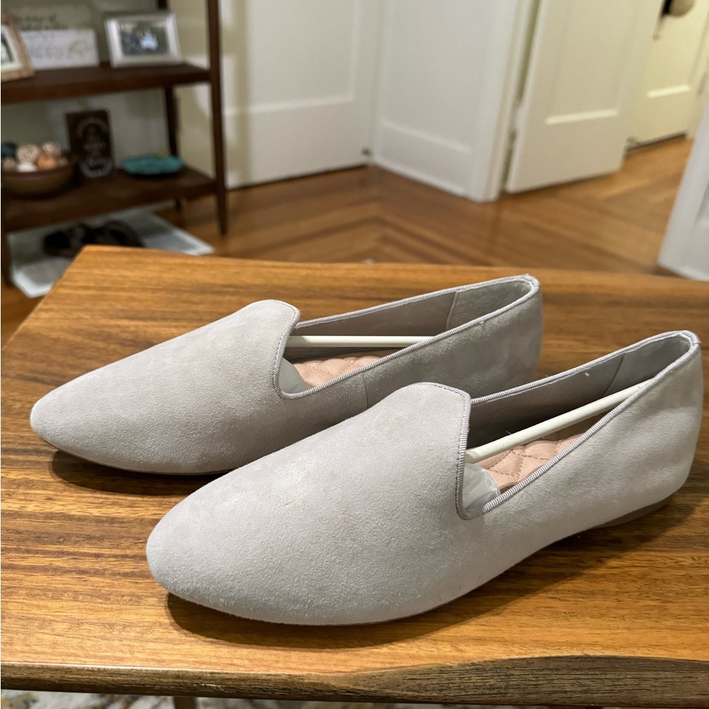 Women’s shoes. The Heron in the color Stone, size 10